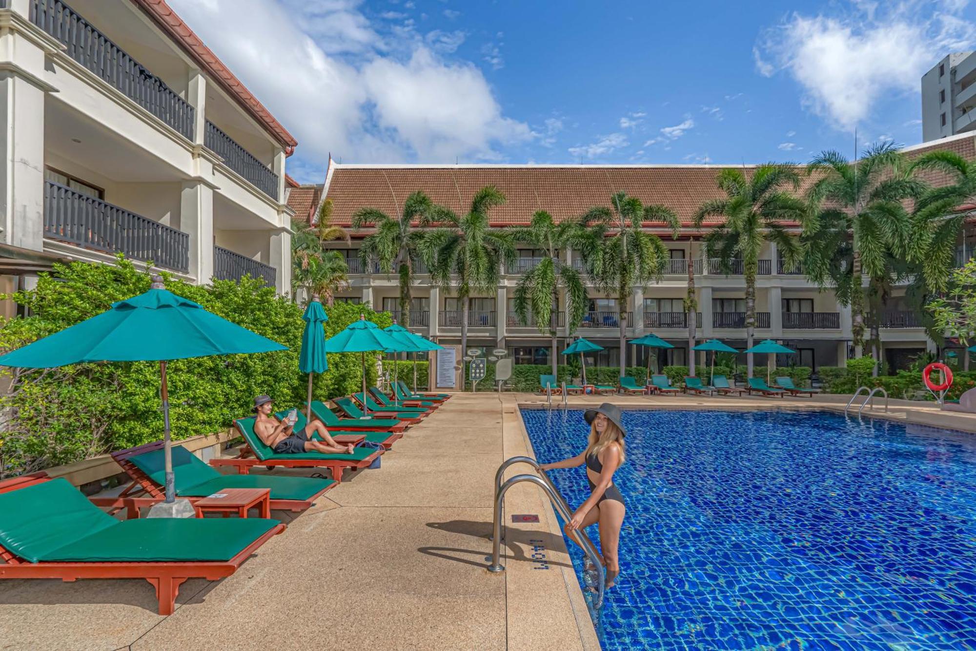 Deevana Patong Resort & Spa - Sha Extra Plus Dış mekan fotoğraf